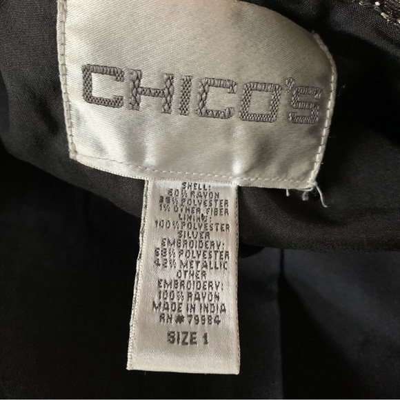 Chicos Enbroidered Beaded Accent Tapestry Artsy Floral Jacket Red Black Sz M - Picture 3 of 8